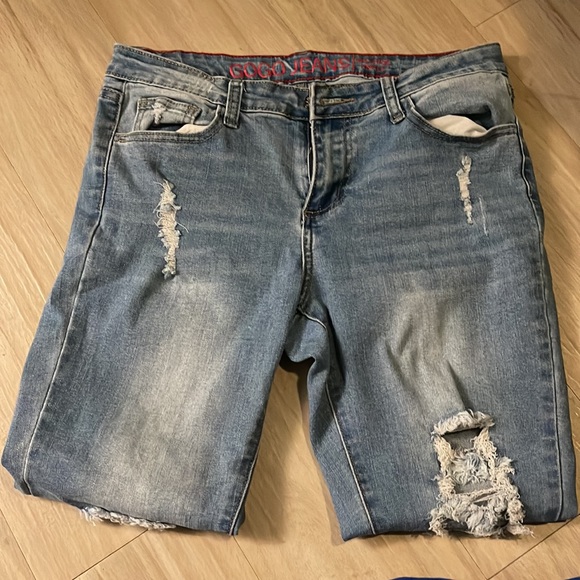 Jeans - Picture 2 of 3